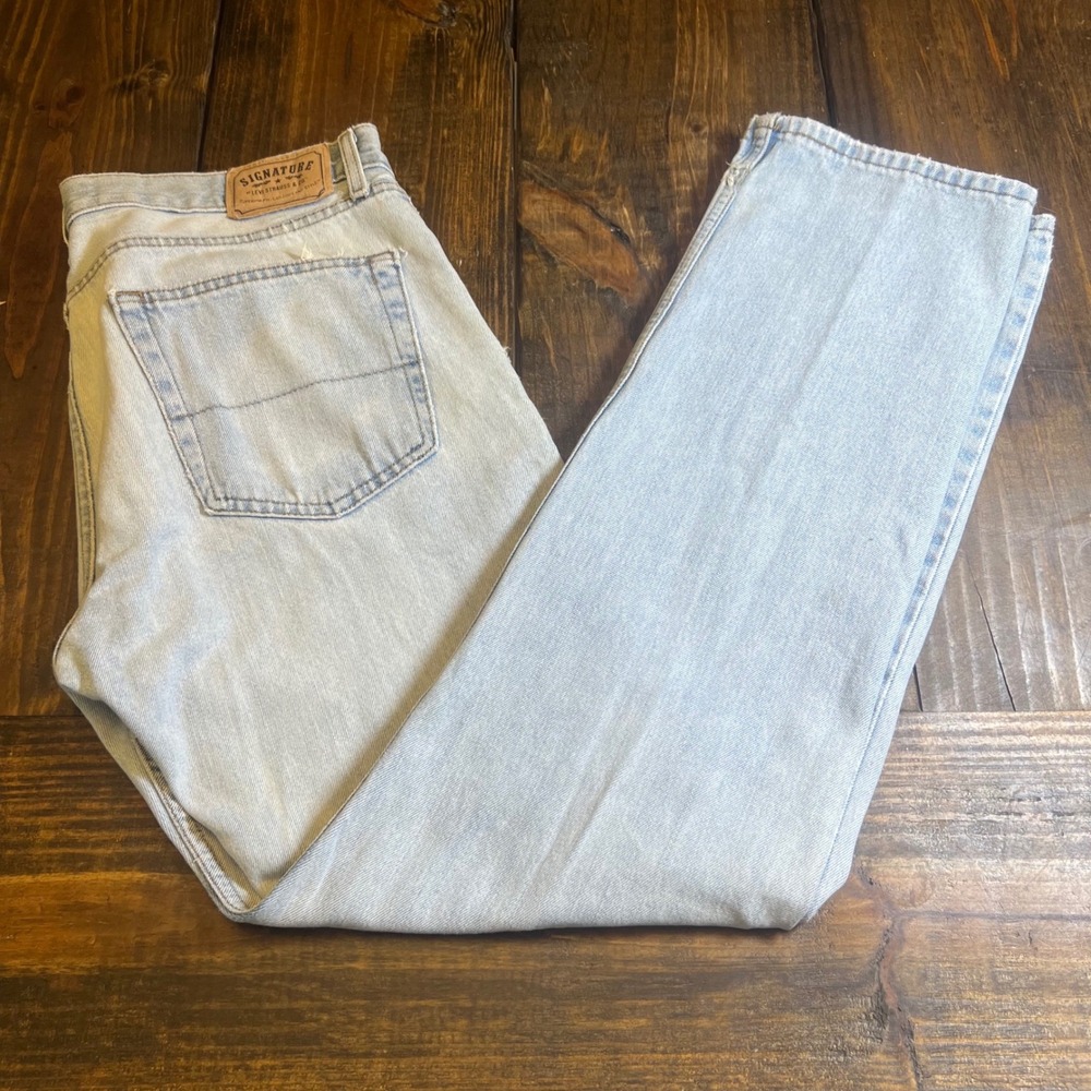 Signature by Levi Strauss & Co Mens Regular Fit Light Wash Jeans 36x34 Cotton